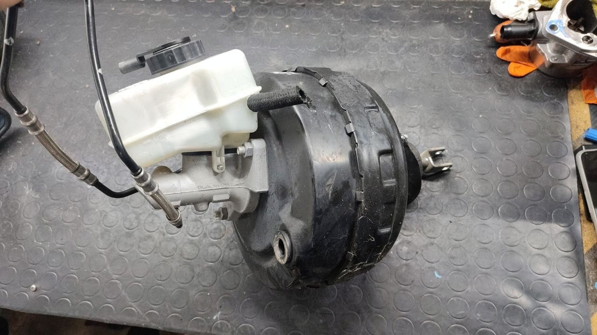 Servofreno Bmw 320d ( e90 - 2007 ) cod 6775929 - 01 - F&amp;P CRASH SRLS - Ricambi Usati