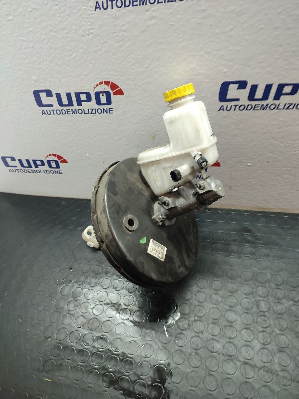 Servofreno Fiat Bravo II cod 517533550 - F&amp;P CRASH SRLS - Ricambi Usati