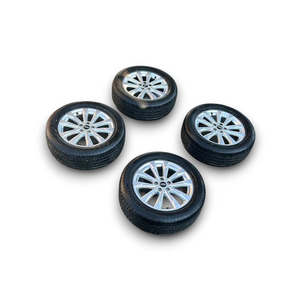 Set 4 Cerchi In Lega Audi Q3 (F3) cod.83A601025G (5 Fori / 235 / 55 R18) (2018 > ) - F&P CRASH SRLS - Ricambi Usati