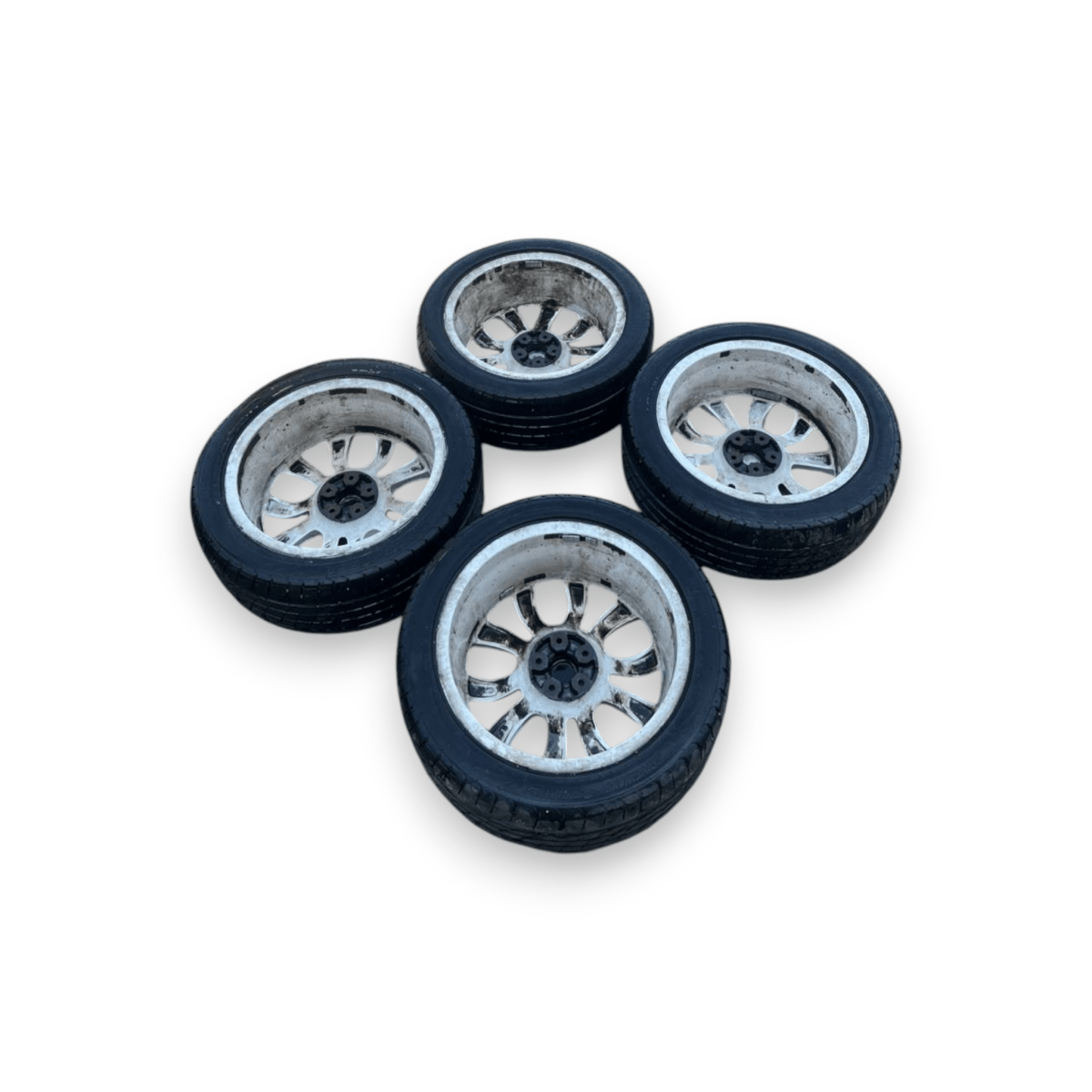 Set 4 Cerchi in Lega Fiat 500L (2014 - ) (225 / 45 / R17) - F&P CRASH SRL - Ricambi Usati