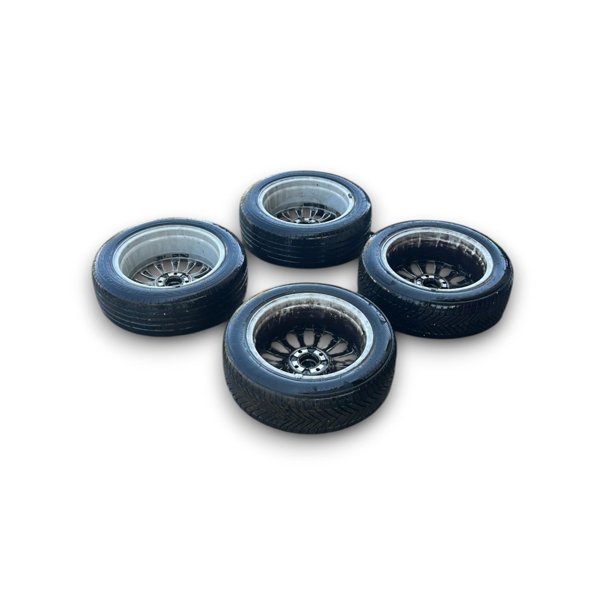 Set 4 cerchi in lega Ford B - Max cod.av11 - 1007 - cb (4 fori / 195 / 55 r16) (2012 > 2018) - F&P CRASH SRLS - Ricambi Usati