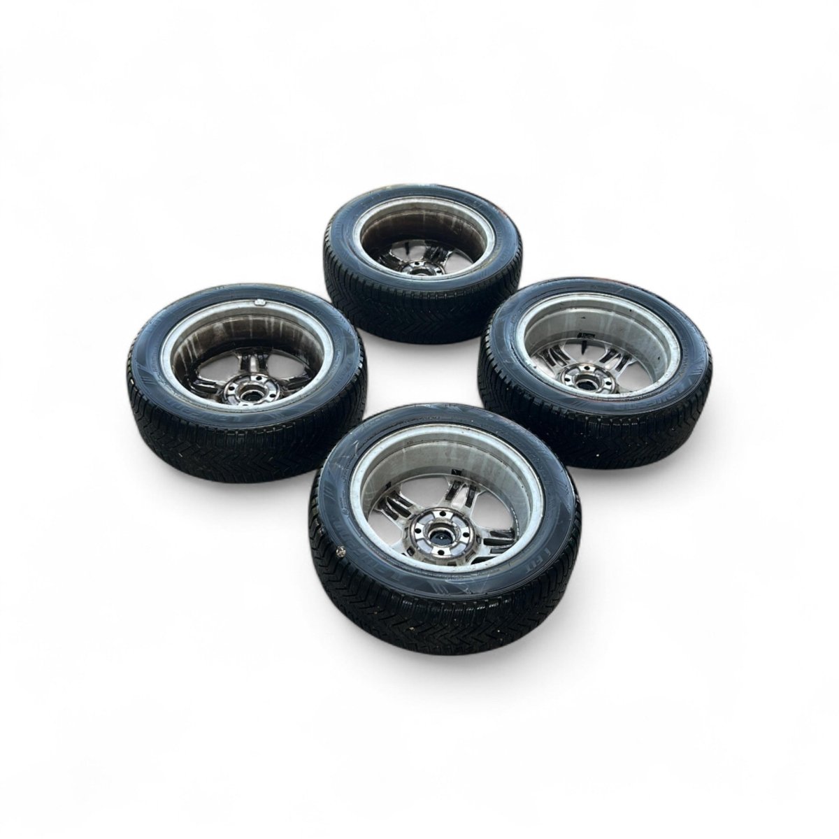 Set 4 cerchi in lega Ford KA+ cod.g1b5 - 1007 - a (4 fori / 195 / 55 r15) (2016 > 2019) - F&P CRASH SRLS - Ricambi Usati