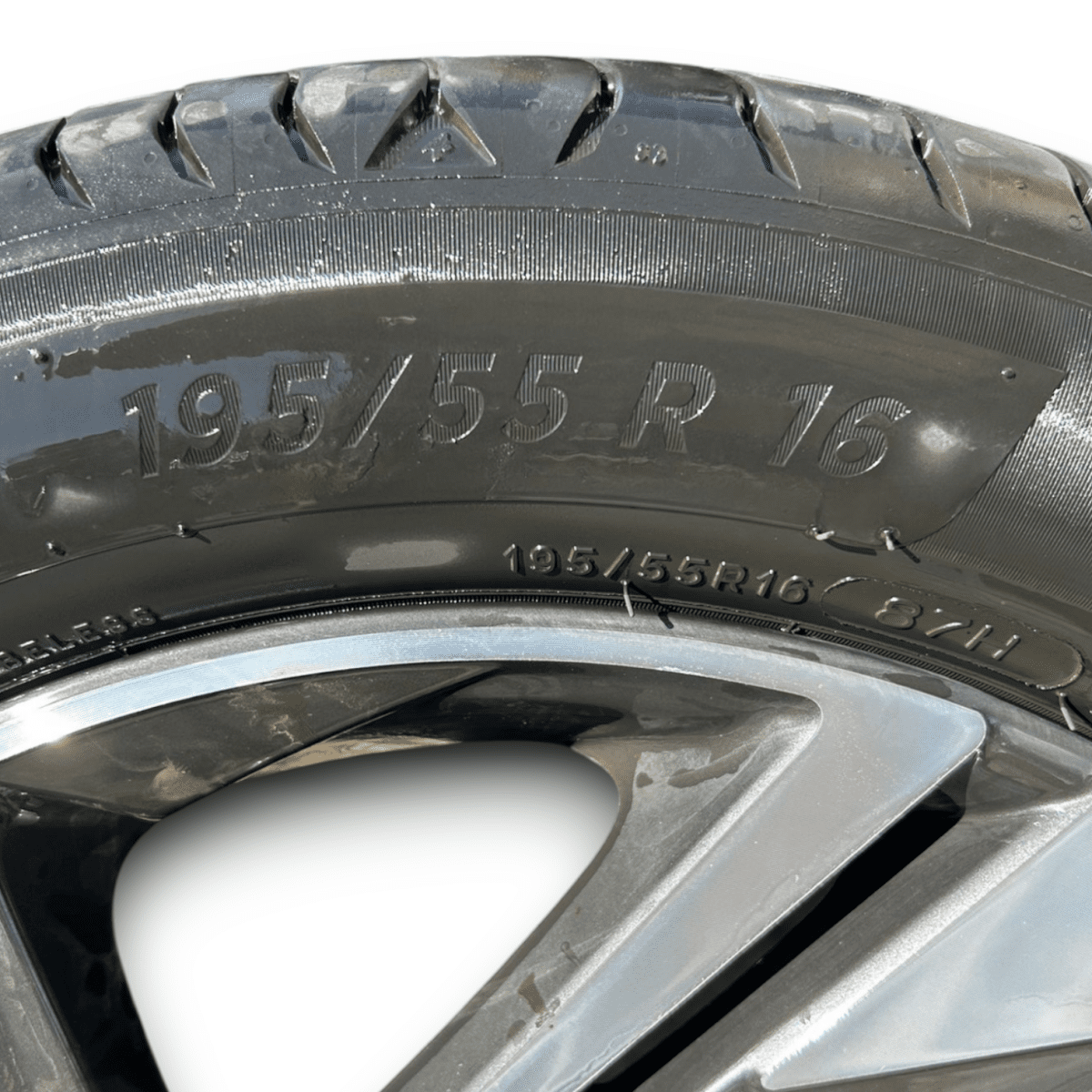 Set 4 cerchi in lega hyundai i20 cod:52910 - Q0200 (195/55 r16) (2020 >) - F&P CRASH SRL - Ricambi Usati