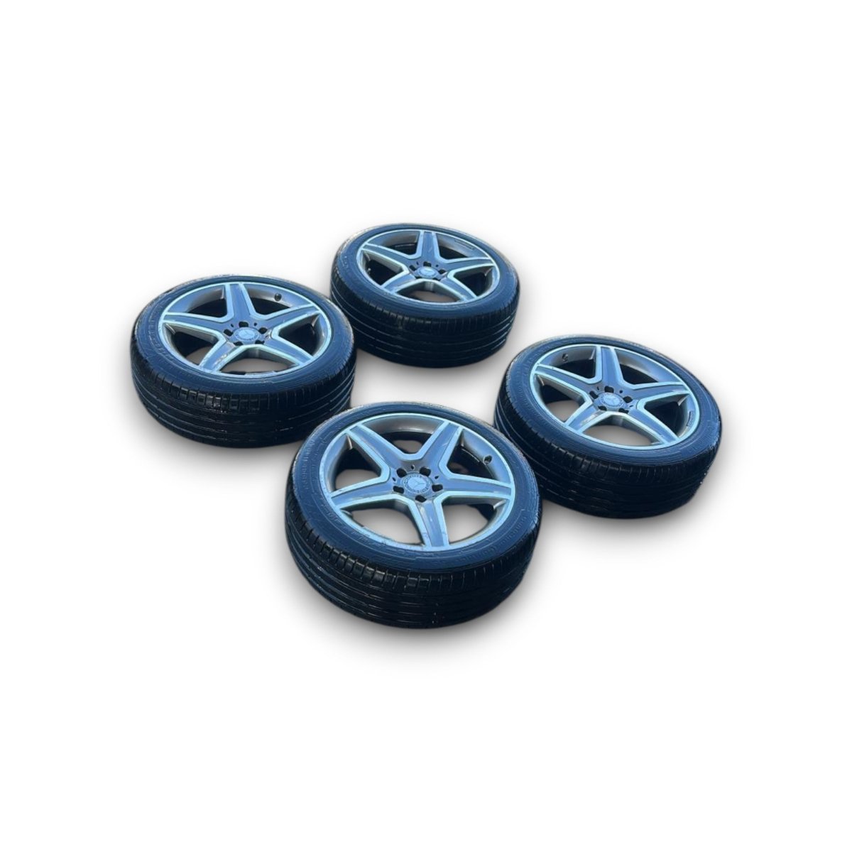 Set 4 cerchi in lega Mercedes Benz GLA (X156) (5 fori / 235 / 45 r19) cod.a1564010800 (2013 > 2019) (AMG) - F&P CRASH SRL - Ricambi Usati