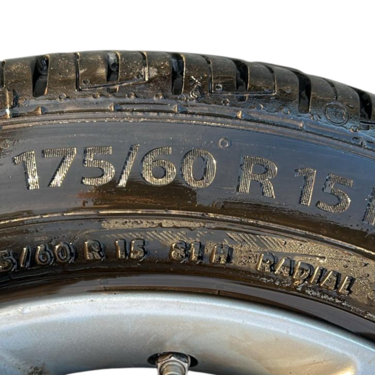 Set 4 cerchi in lega Nissan Micra (4 fori / 175 / 60 r15) (2010 > 2017) - F&P CRASH SRL - Ricambi Usati