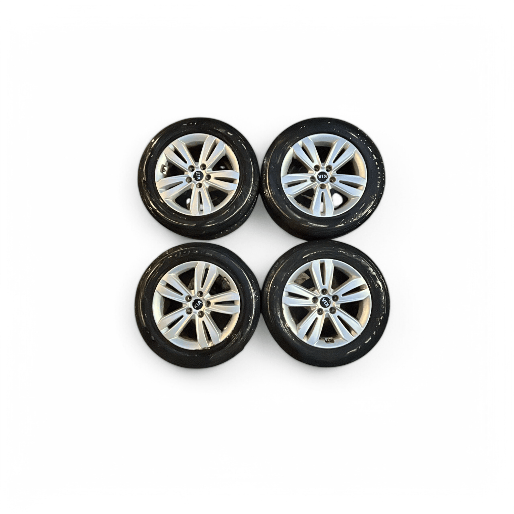 Set 4 cerchi in lega R17 Kia sportage QL (2016 - 2021) cod.52910 - F1240 225 / 60 R17 - F&P CRASH SRLS - Ricambi Usati