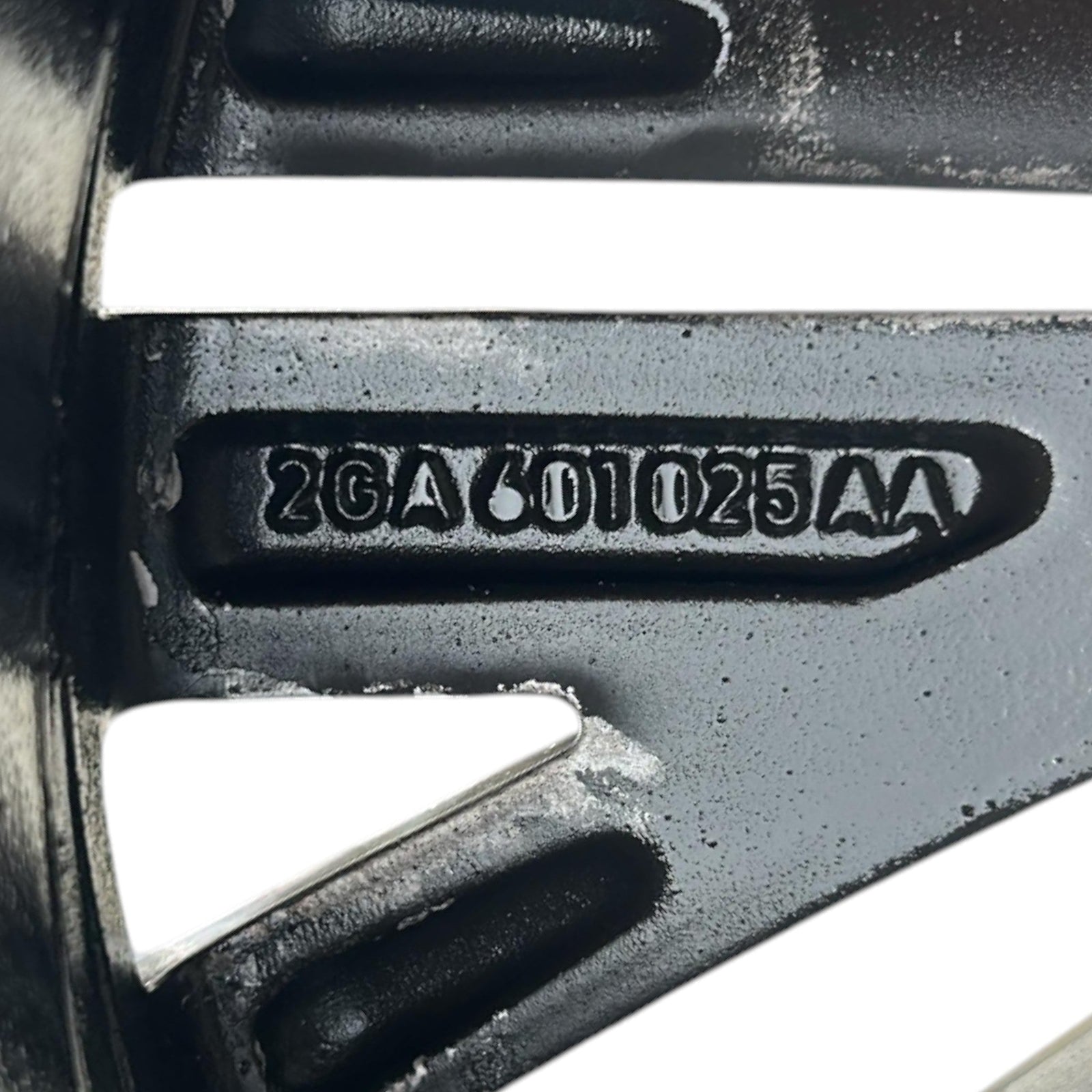 Set 4 Cerchi In Lega Volkswagen T - Roc cod.2GA601025AA (5 Fori / 205 / 60 R16) (2017 > ) - F&P CRASH SRLS - Ricambi Usati