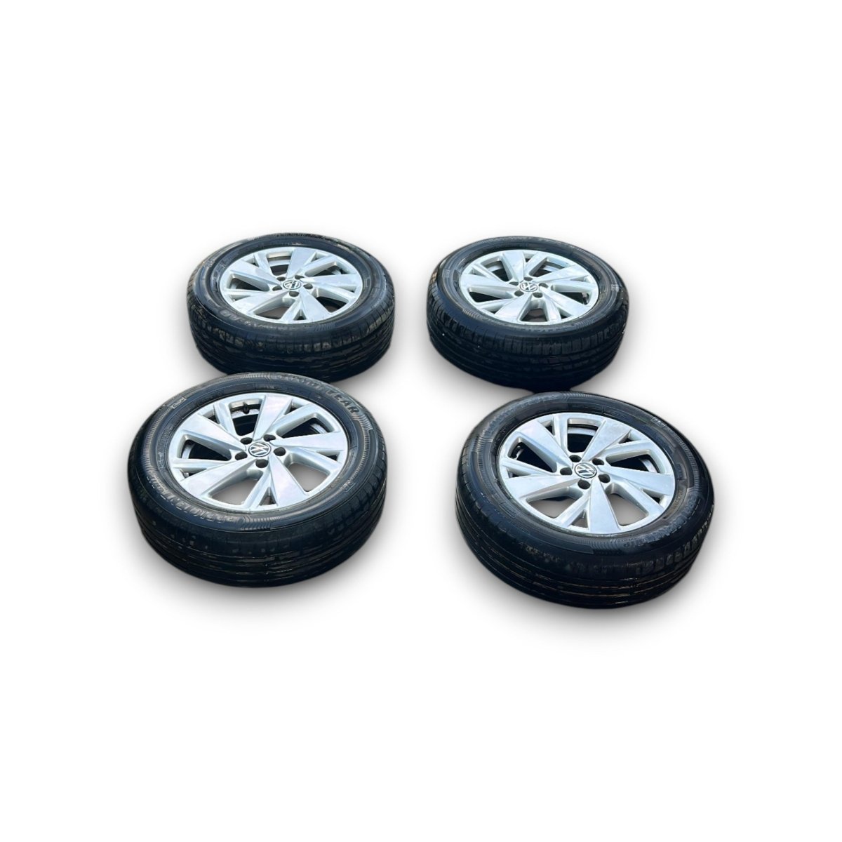 Set 4 cerchi in lega Volkswagen Taigo cod.2g7601025 (5 fori / 205 / 60 r16) (2020 > ) - F&P CRASH SRLS - Ricambi Usati