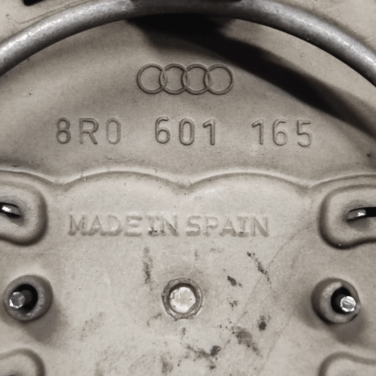 Set 4 Coprimozzi Audi Q5 (5 Fori) cod: 8r0601165 (2008 - 2017) - F&P CRASH SRL - Ricambi Usati