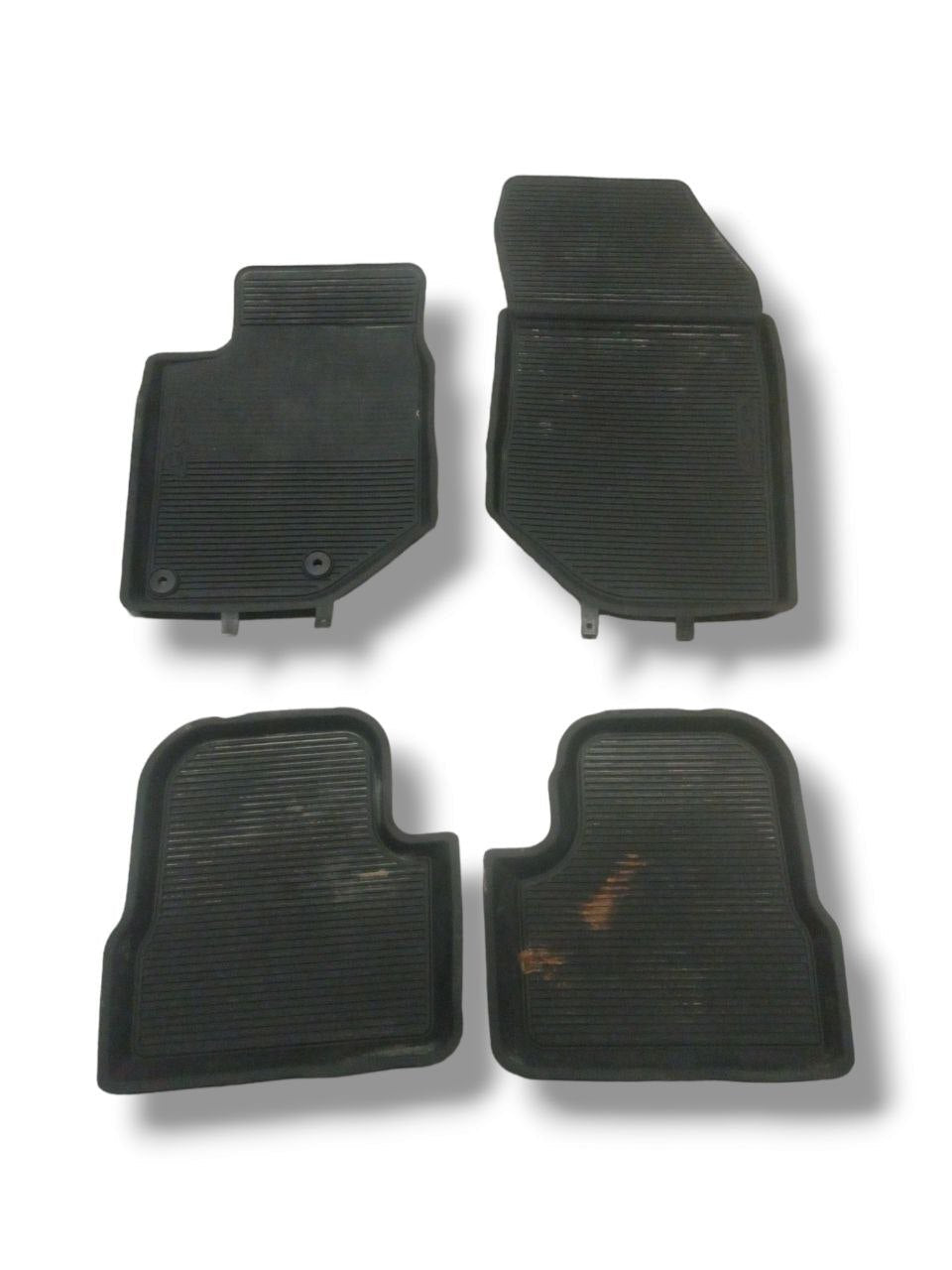 Set 4 Tappeti / Tappetini Originali in gomma Peugeot 208 (2021) - F&P CRASH SRLS - Ricambi Usati