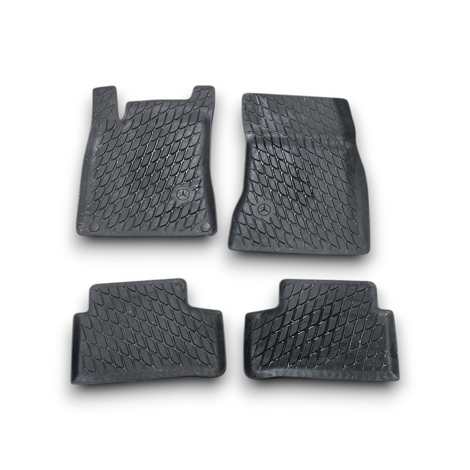 Set 4 Tappetini In Gomma Mercedes Benz GLA (H247) (2020 > ) - F&P CRASH SRLS - Ricambi Usati