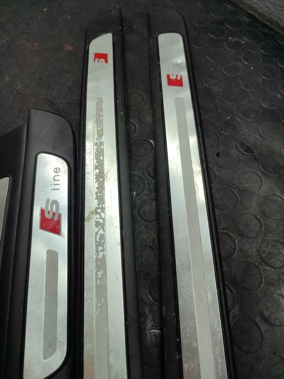 Set battitacco Audi A4 avant ( b8 - 2011 ) 2.0 tdi cod 8k0853374 - F&P CRASH SRLS - Ricambi Usati