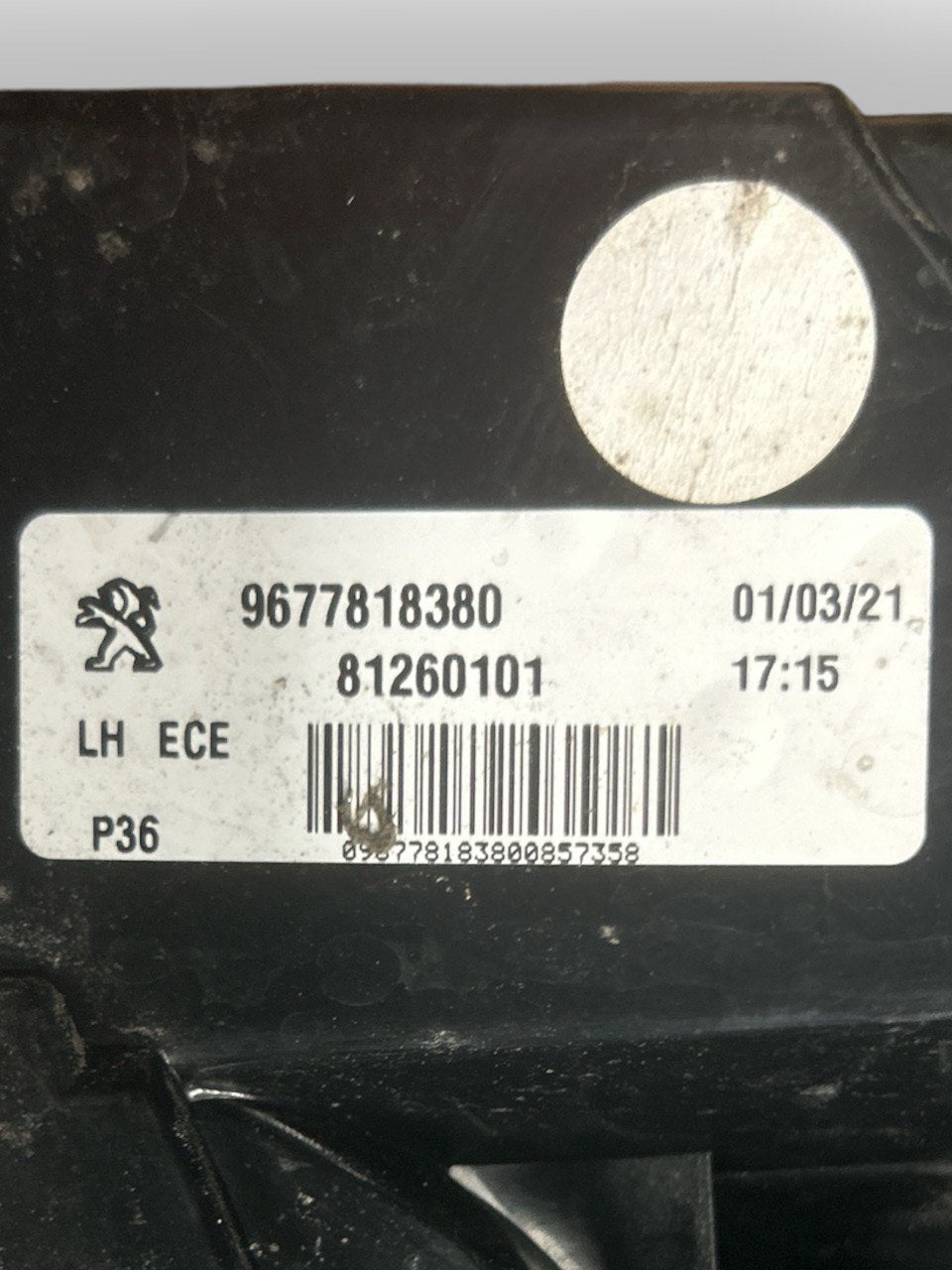 Left Peugeot 308 II (2013 > 2021) code 9677818380 Halogen Rear Interior Light / Stop - F&P CRASH SRLS - Used Parts