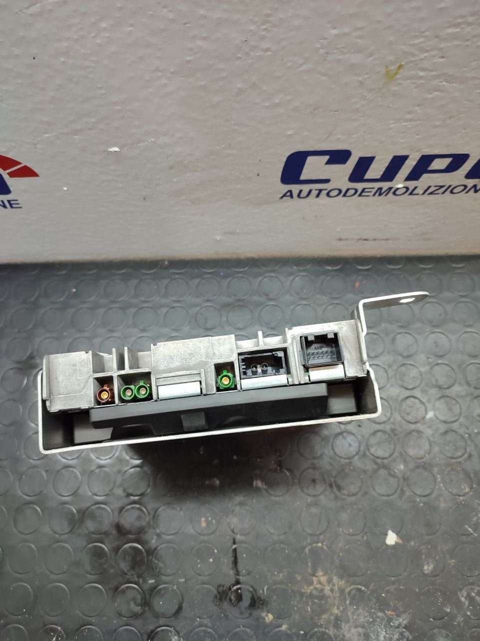 Sintonizzatore tv dvb - t Audi A8 ( D3 ) cod 4g0919129c - F&P CRASH SRLS - Ricambi Usati