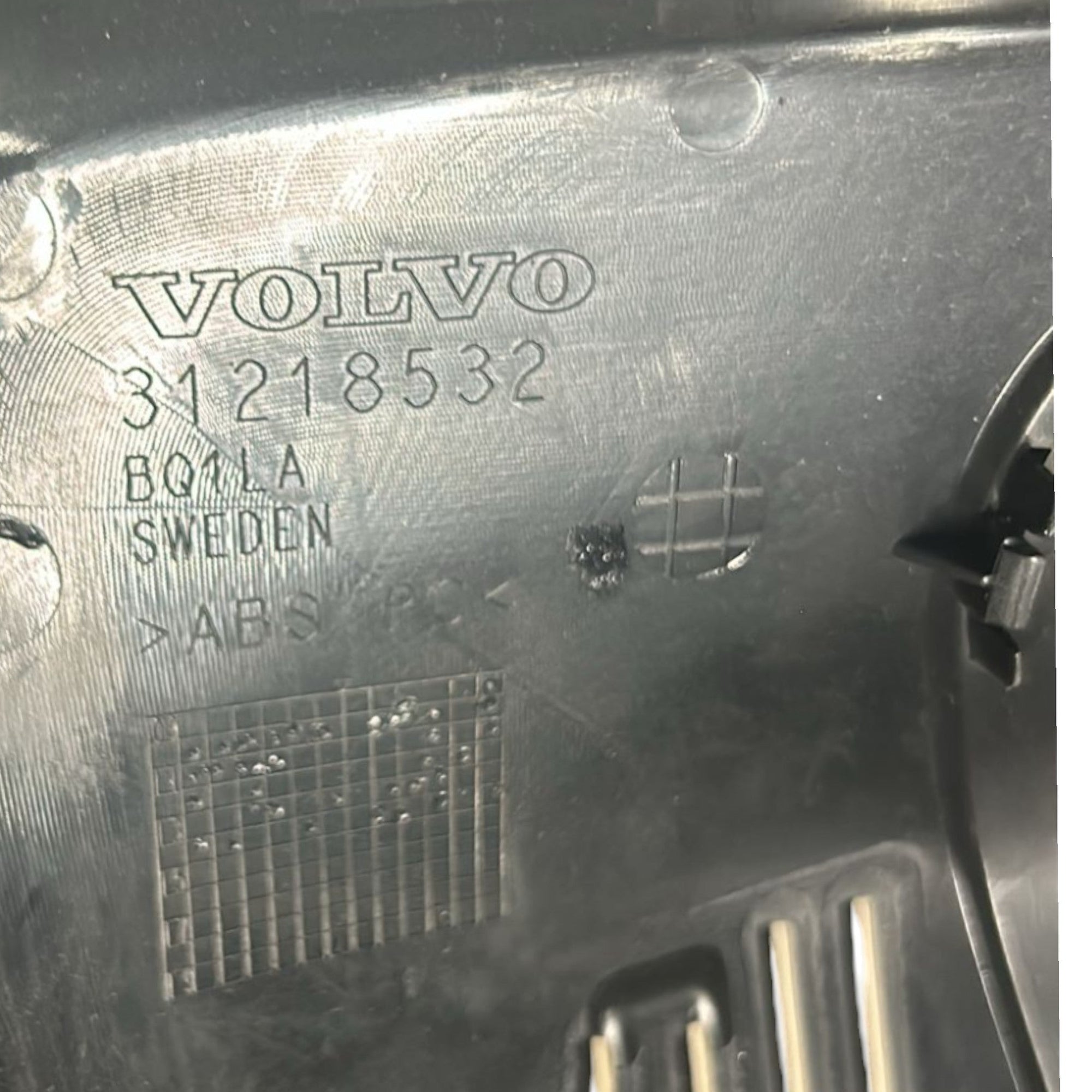 Specchietto Interno Centrale Volvo V60 (2010 > 2018) cod.31218532 - F&P CRASH SRLS - Ricambi Usati