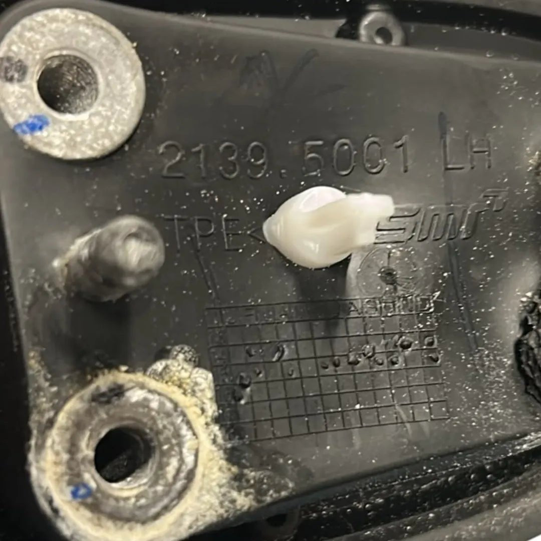 Dettaglio Specchietto retrovisore esterno elettrico sinistro Mazda 2 2014–2020 OEM DA6C69181A - foto 3