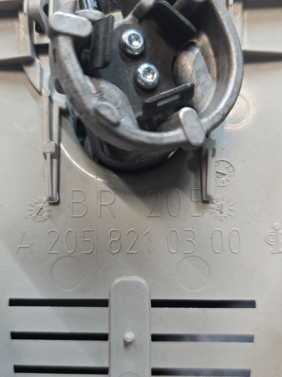 Specchietto Retrovisore Interno Mercedes - Benz Classe C W205 ( 2014 - 2021 ) Cod : A2058210300 - F&P CRASH SRLS - Ricambi Usati