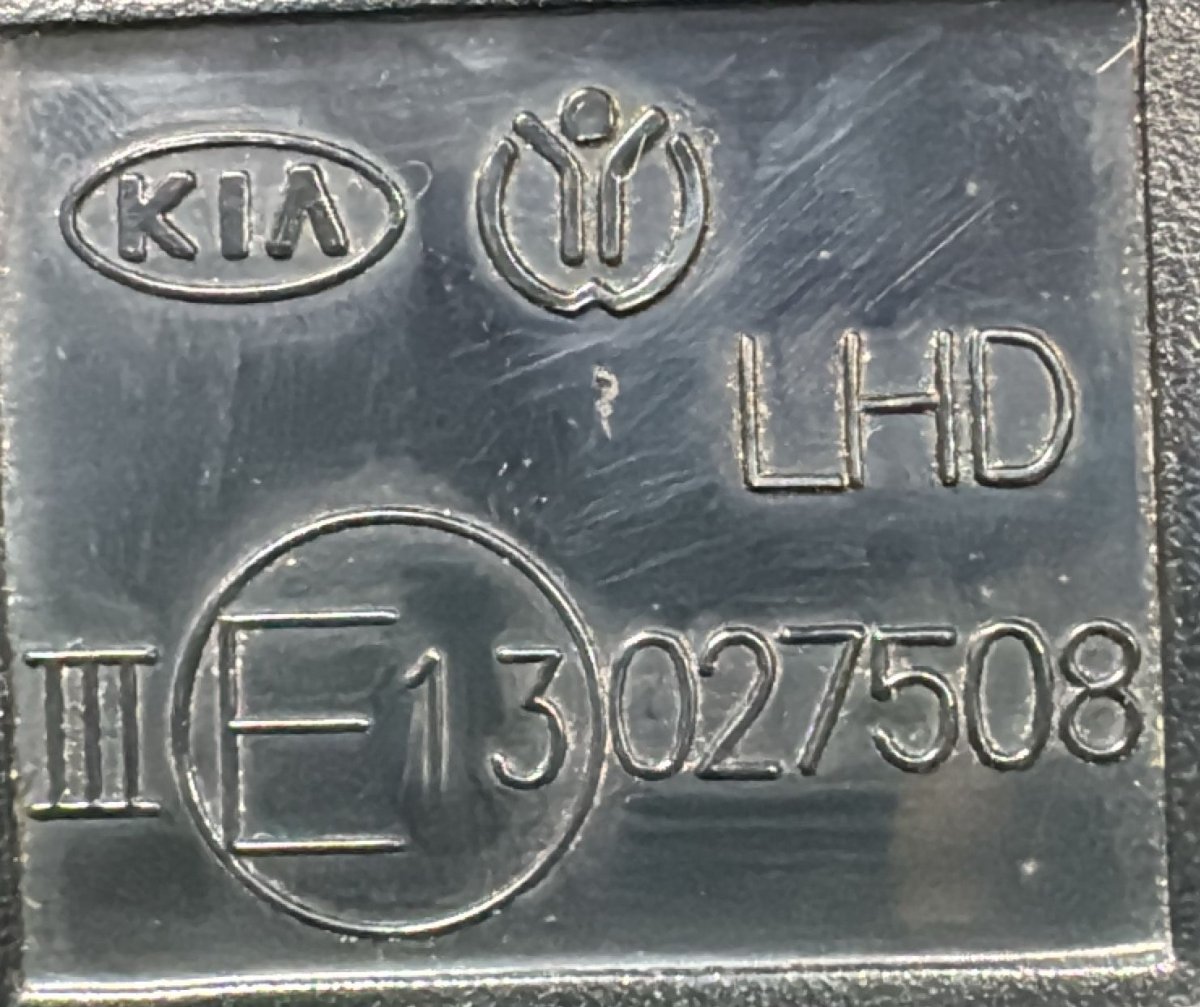 Specchio / specchietto anteriore destro (dx) Kia Rio III cod.E13027508 (2011 - 2017) - F&P CRASH SRL - Ricambi Usati