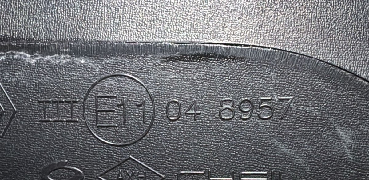Specchio / specchietto anteriore sinistro (sx) Renault Arkana cod.E11048957 (2019 - ) - F&P CRASH SRL - Ricambi Usati