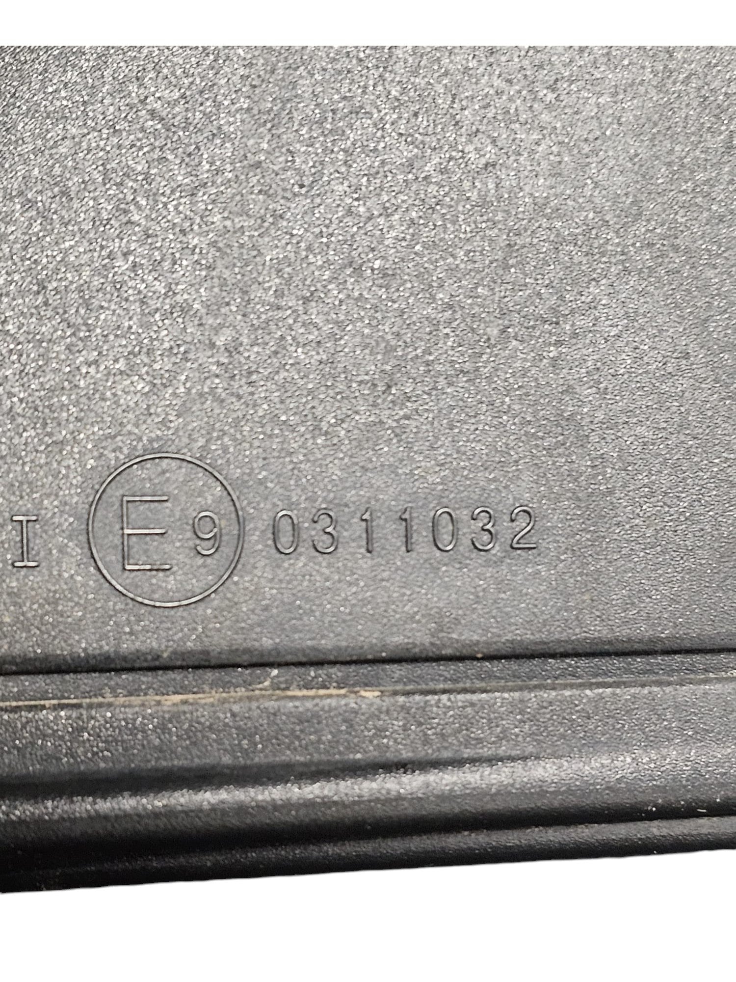 Specchio / Specchietto Elettrico Destro 11 Pin Mercedes Classe V W447 Cod:E90311032 (2014 - 2024 ) - F&P CRASH SRLS - Ricambi Usati