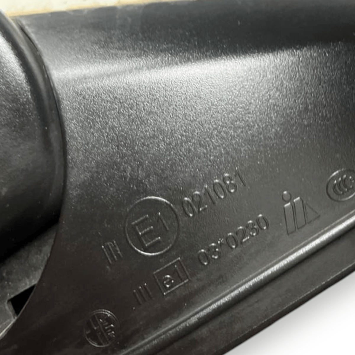 Specchio / Specchietto Elettrico retrovisore sinistro (sx) 5 Pin Alfa Romeo Giulietta (2010 al 2020) cod: E1021081 - F&P CRASH SRLS - Ricambi Usati