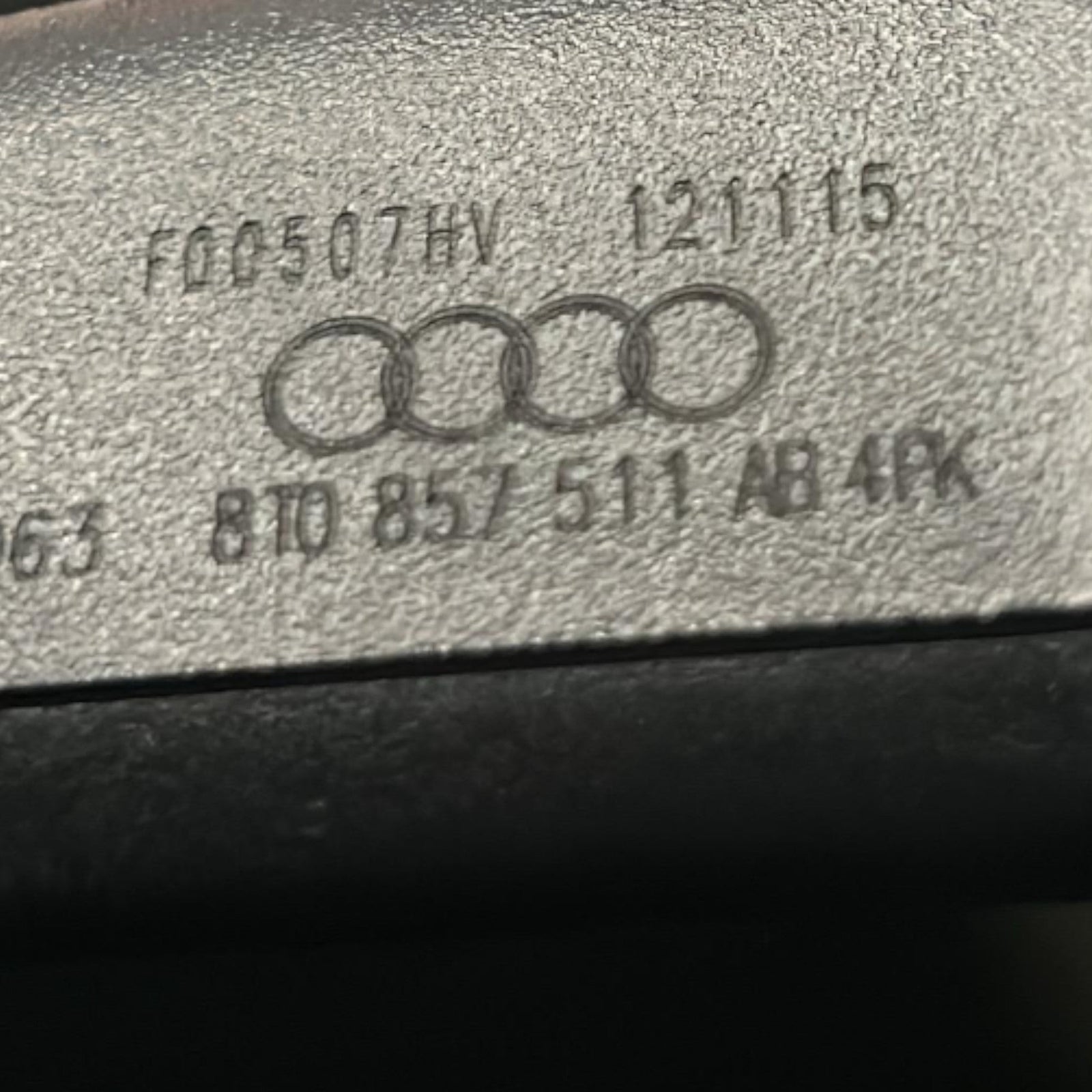 Specchio / Specchietto Interno Centrale Audi A6 (C7) (4G) cod.8T0857511B (2011 > 2018) - F&P CRASH SRLS - Ricambi Usati