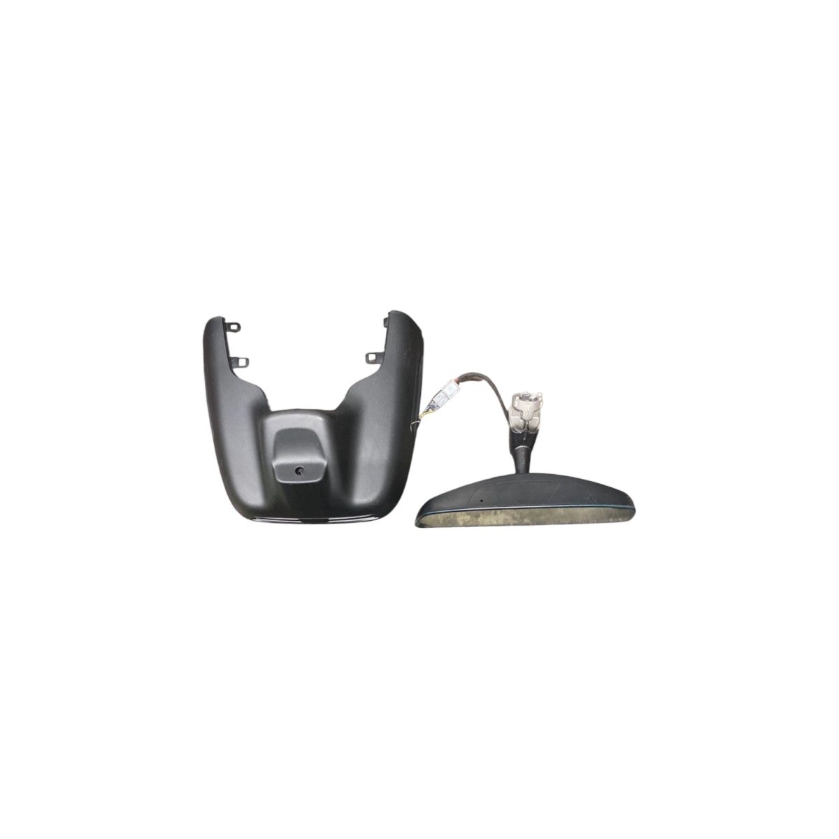 Specchio / specchietto retrovisore centrale + copertura maserati grecale m182 Cod: 670167250 (2022 - ) - F&amp;P CRASH SRLS - Ricambi Usati