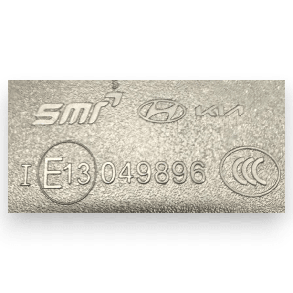 Specchio / specchietto retrovisore centrale Hyundai i20 III cod.E13049896 (2020 - ) - F&P CRASH SRL - Ricambi Usati