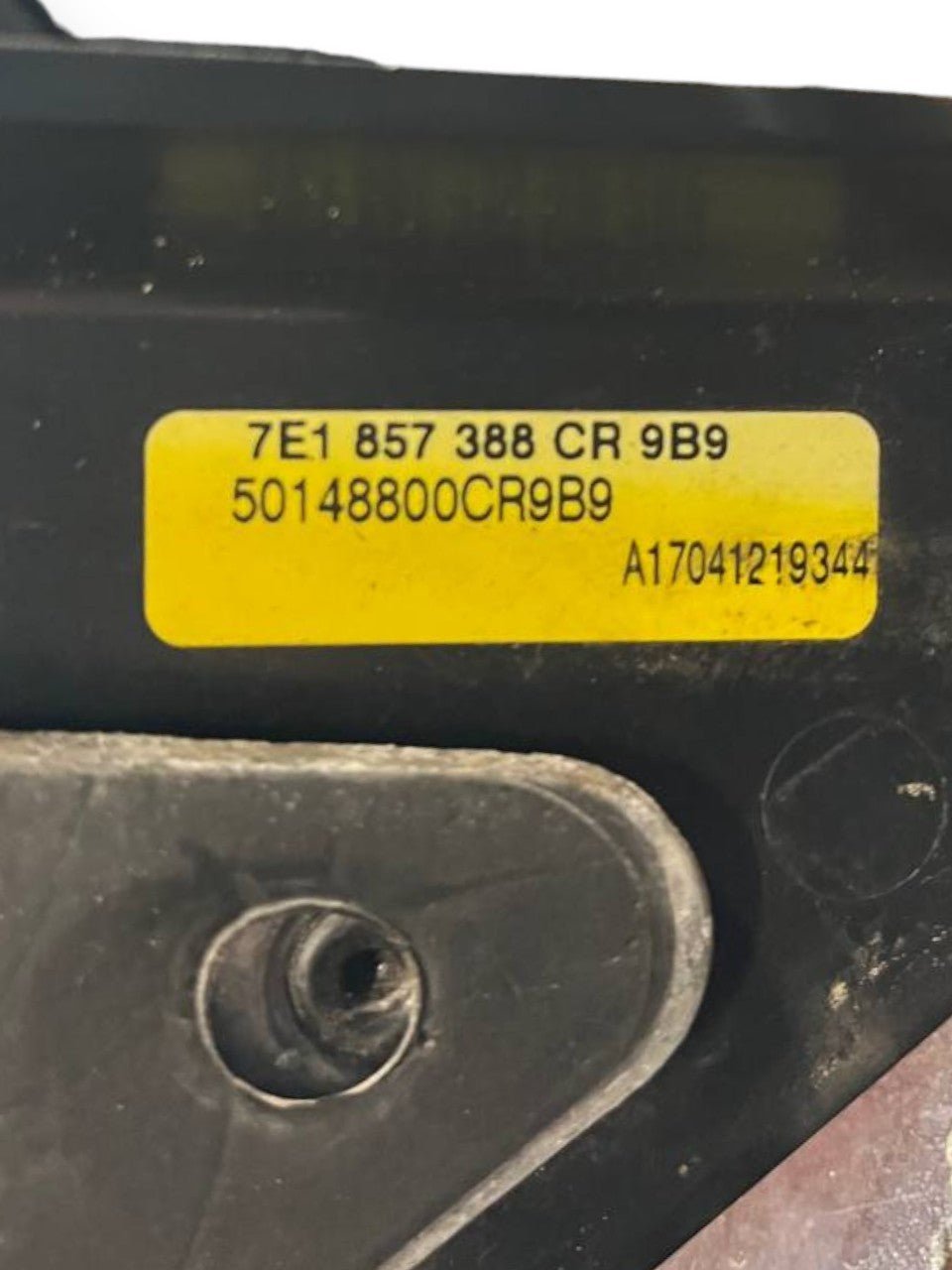 Specchio / Specchietto Retrovisore Elettrico 5 Pin / Fili esterno destro (dx) Nero Volkswagen Transporter T6 (2015>) cod: 7E1857388CR - F&P CRASH SRLS - Ricambi Usati