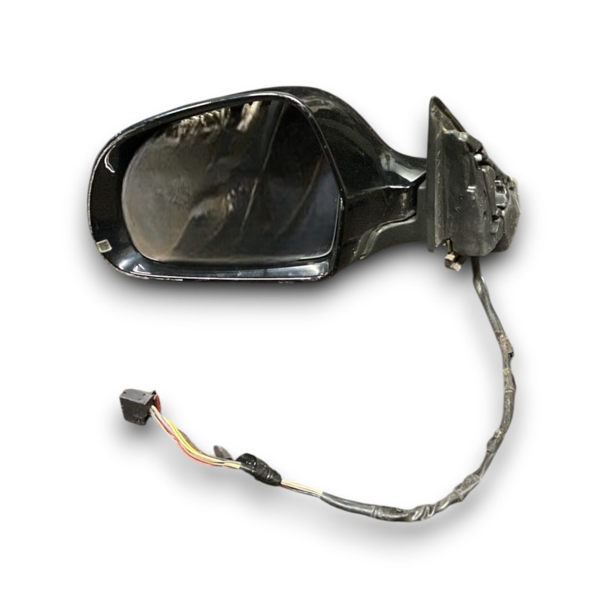 Specchio / specchietto retrovisore sinistro Audi a3 8p cod . e1021000 (2003 > 2013) - F&P CRASH SRL - Ricambi Usati