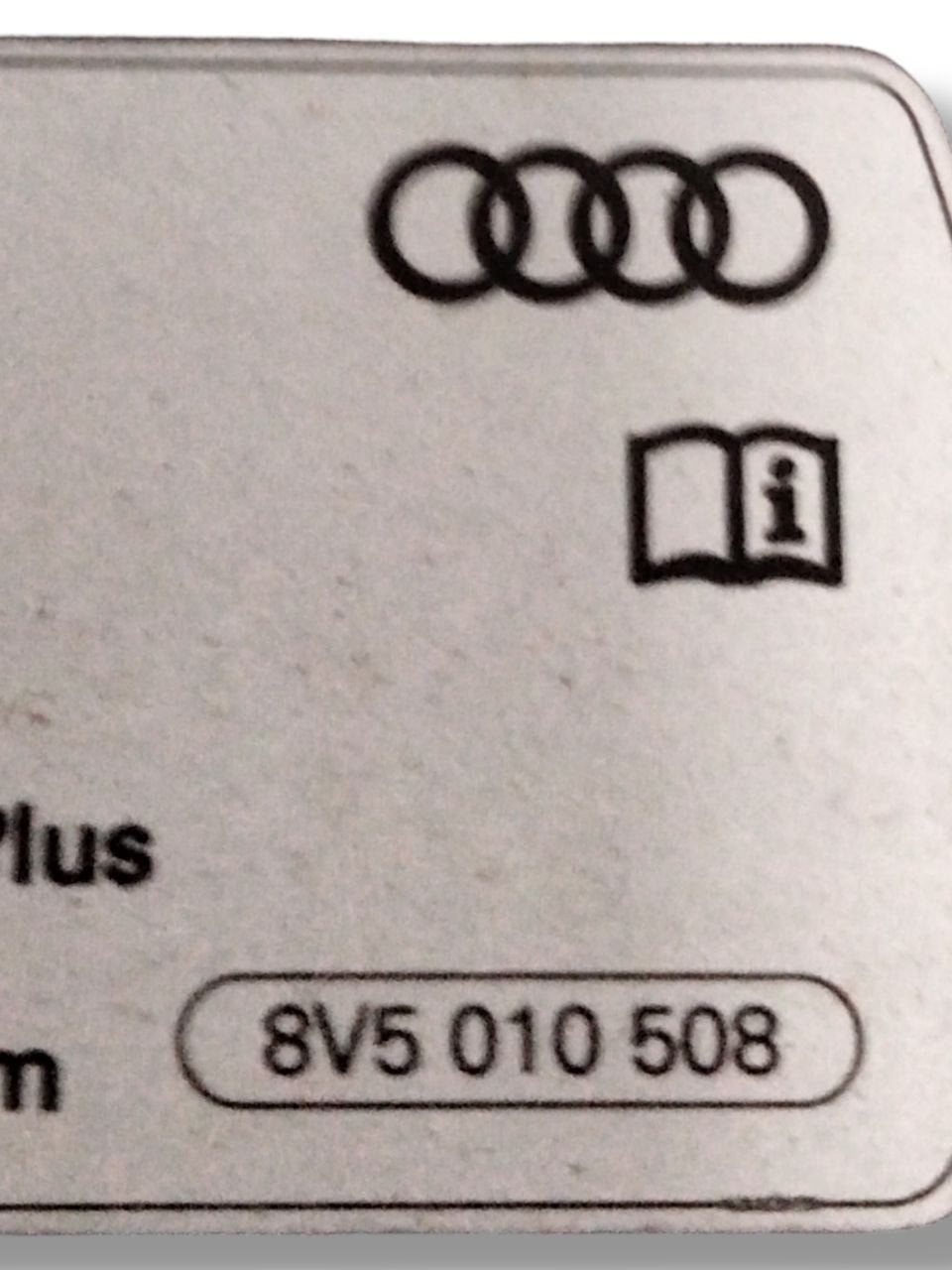 Sportello Carburante Grigio Audi A3 8V / RSQ3 / TT (2012 - 2020) cod.8v5010508 - 83A809906 - F&P CRASH SRLS - Ricambi Usati