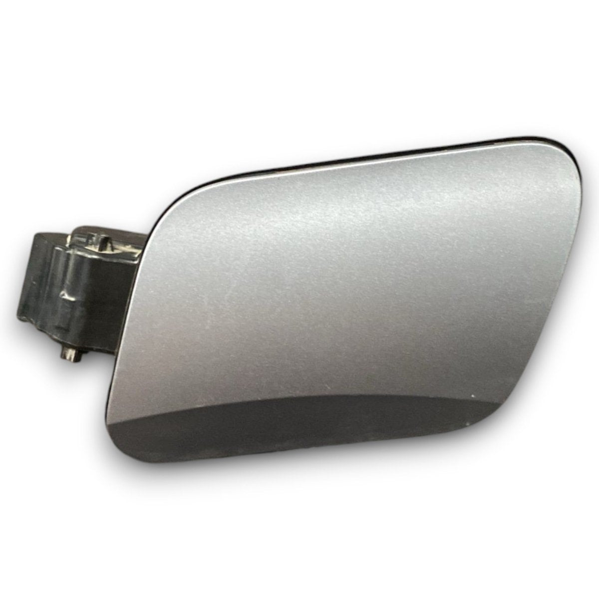 Sportello / tappo carburante peugeot 2008 II cod . 9831684680 1.5 diesel (2019 >) - F&P CRASH SRL - Ricambi Usati
