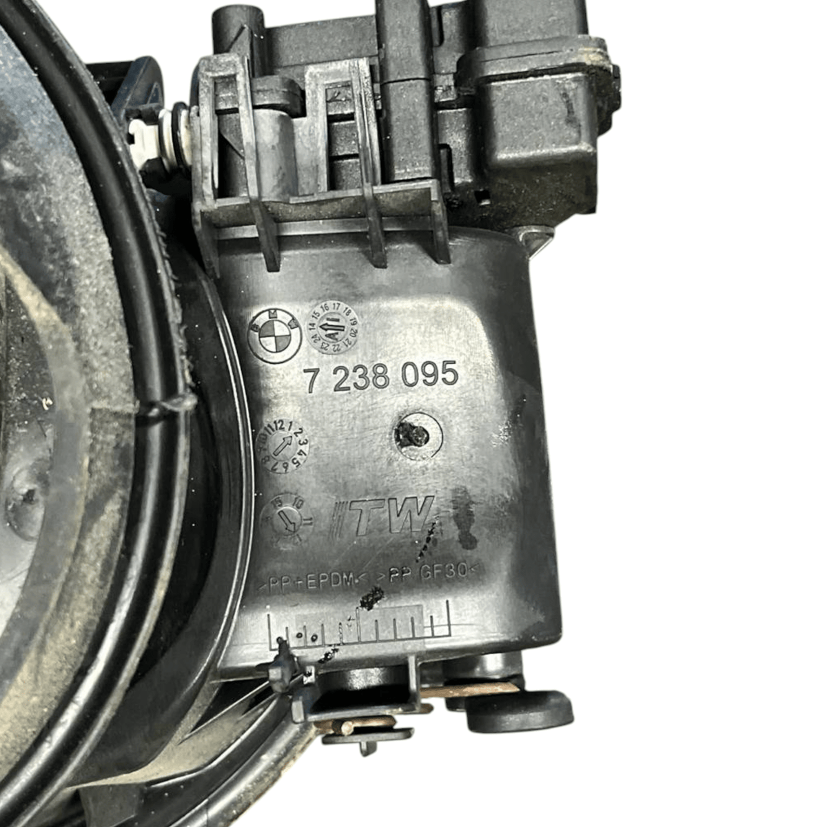 Sportello/ tappo serbatoio Bmw serie 1 F20/21 (2011 - 2019)cod.7238095 - F&P CRASH SRLS - Ricambi Usati