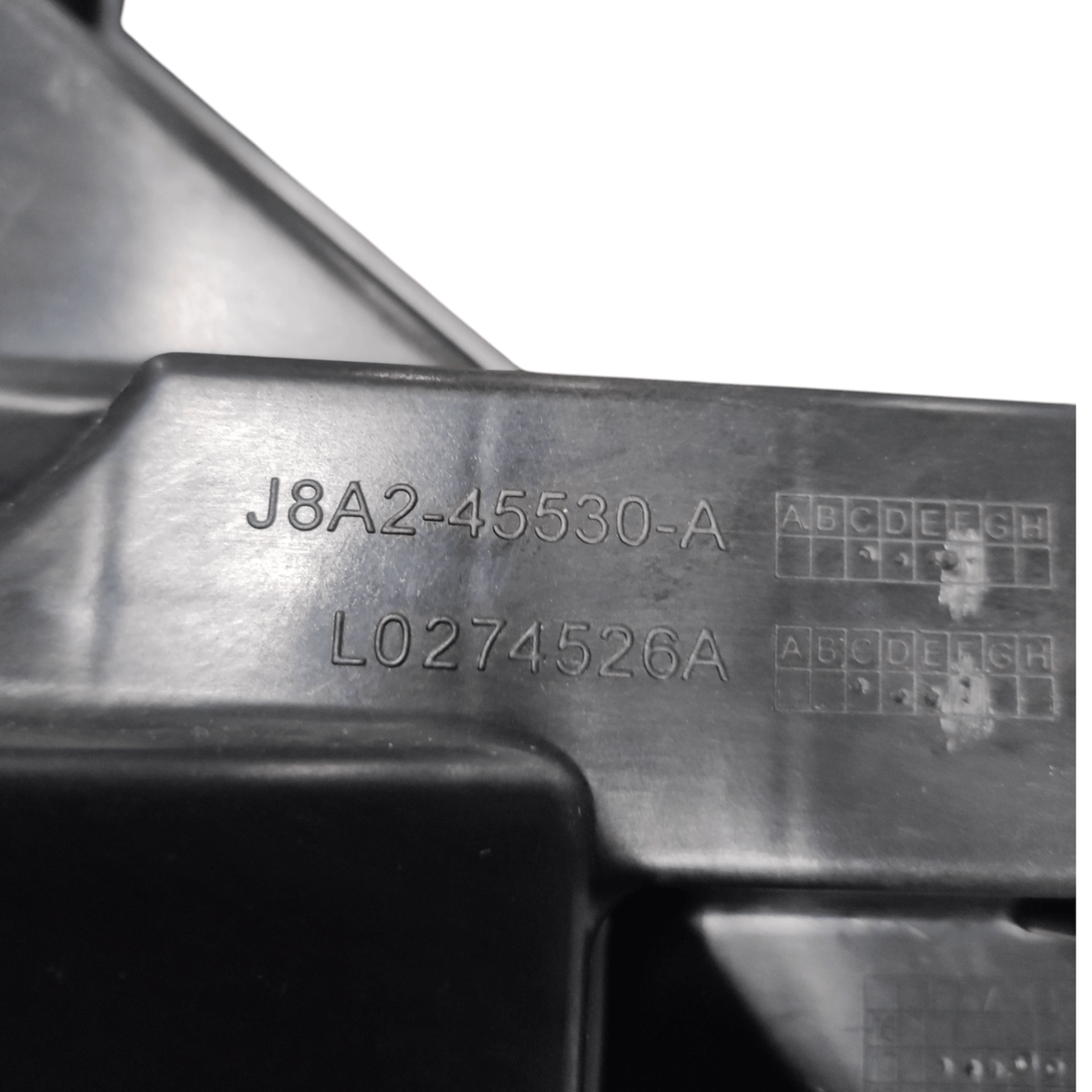 Right Front Bumper Bracket Land Rover Range Rover Velar COD:J8A2 - 45530 - A (2018 - 2022) - F&P CRASH SRLS - Used Parts