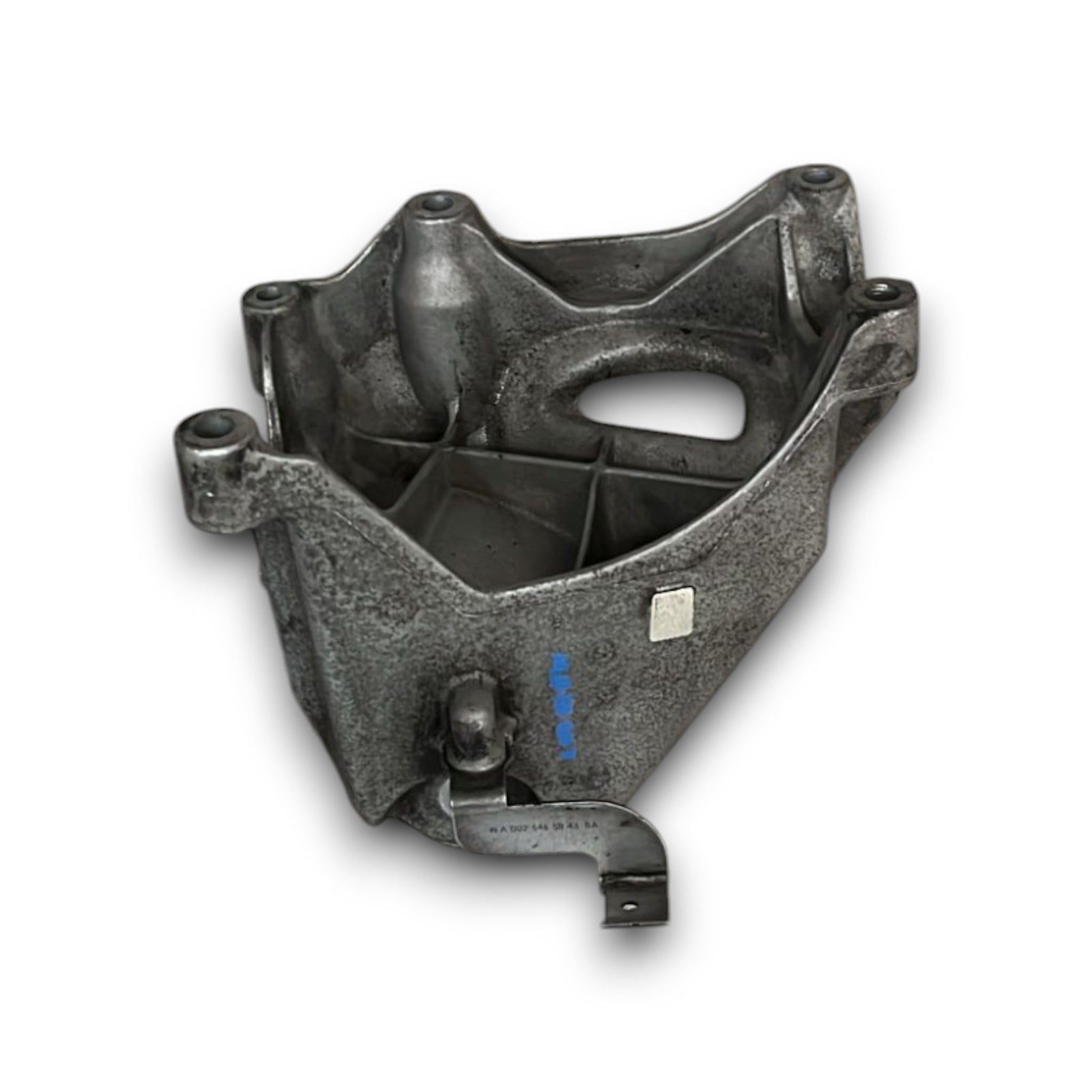 Left Engine Support Bracket Mercedes Benz Class C (W205) code:A6262230100 1.6 Diesel (2014 > 2021) - F&P CRASH SRLS - Used Parts