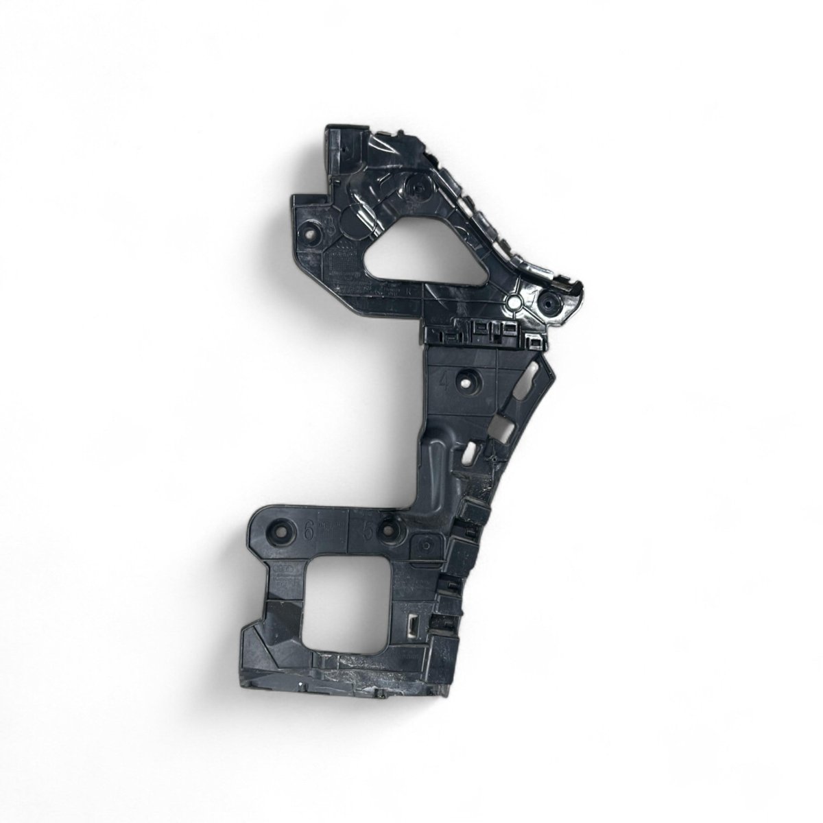 Staffa supporto paraurti destra Audi Q8 cod.4m8807454 (2018 > 2023) - F&P CRASH SRLS - Ricambi Usati