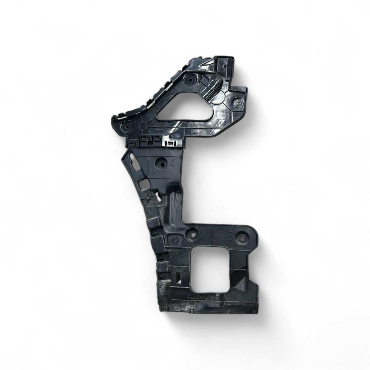 Staffa supporto paraurti sinistra Audi Q8 cod.4m8807453 (2018 > 2023) - F&P CRASH SRLS - Ricambi Usati