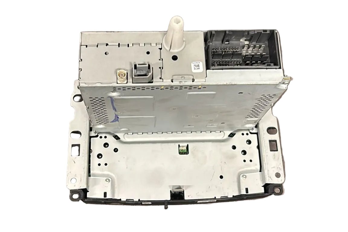 Stereo / autoradio fiat 500l cod:07355860500 (2012 - 2022) - F&P CRASH SRL - Ricambi Usati