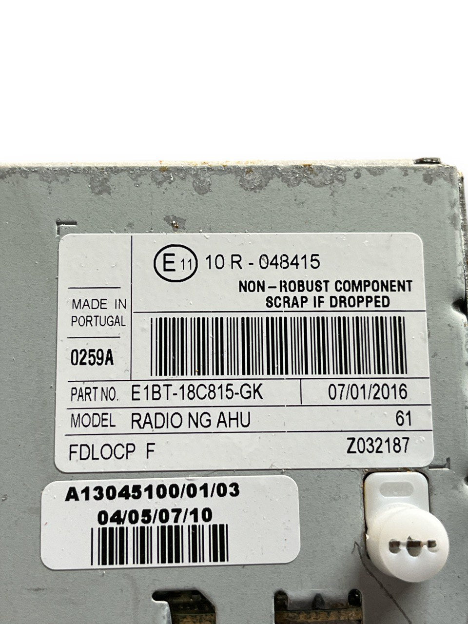Stereo / Autoradio Ford Fiesta VI (2008 - 2017) cod.E1BT - 18C815 - GK - F&P CRASH SRLS - Ricambi Usati