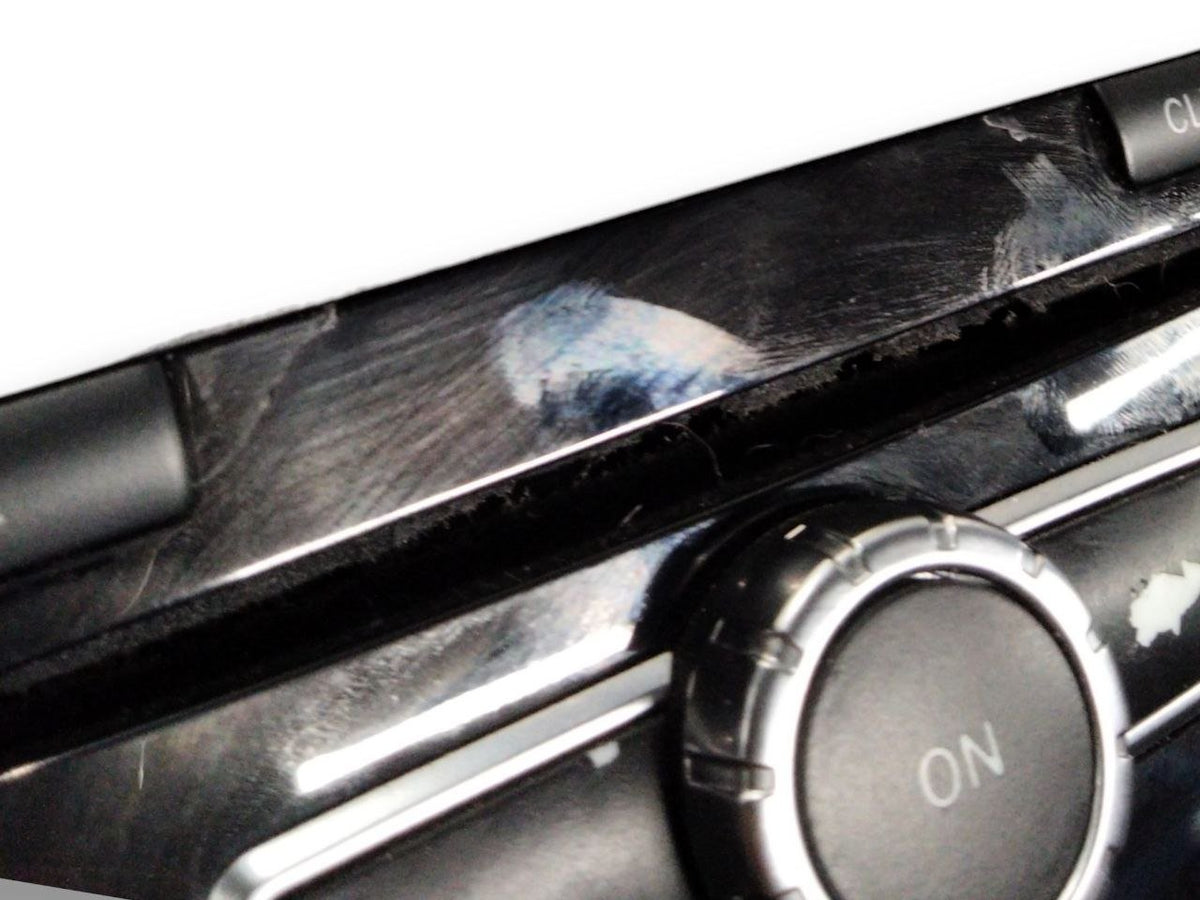 Stereo / autoradio navigatore Mercedes - Benz classe B W246 (2012 - 2018) cod.a2469003805 - F&P CRASH SRLS - Ricambi Usati