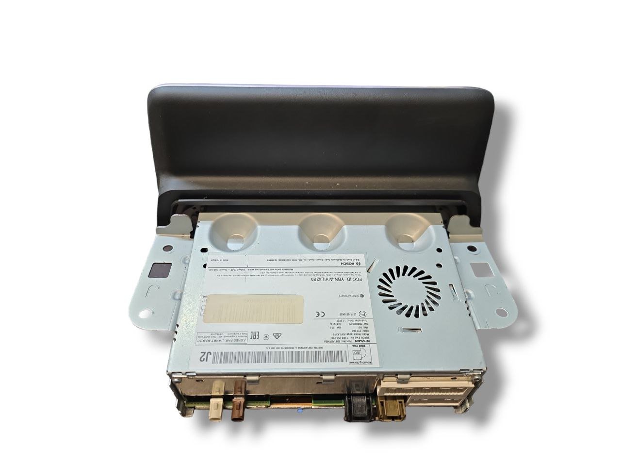 Stereo / Autoradio Nissan X - Trail T32 ( 2014 - 2020 ) Cod : YBN - AIVIL42P0 - F&P CRASH SRLS - Ricambi Usati