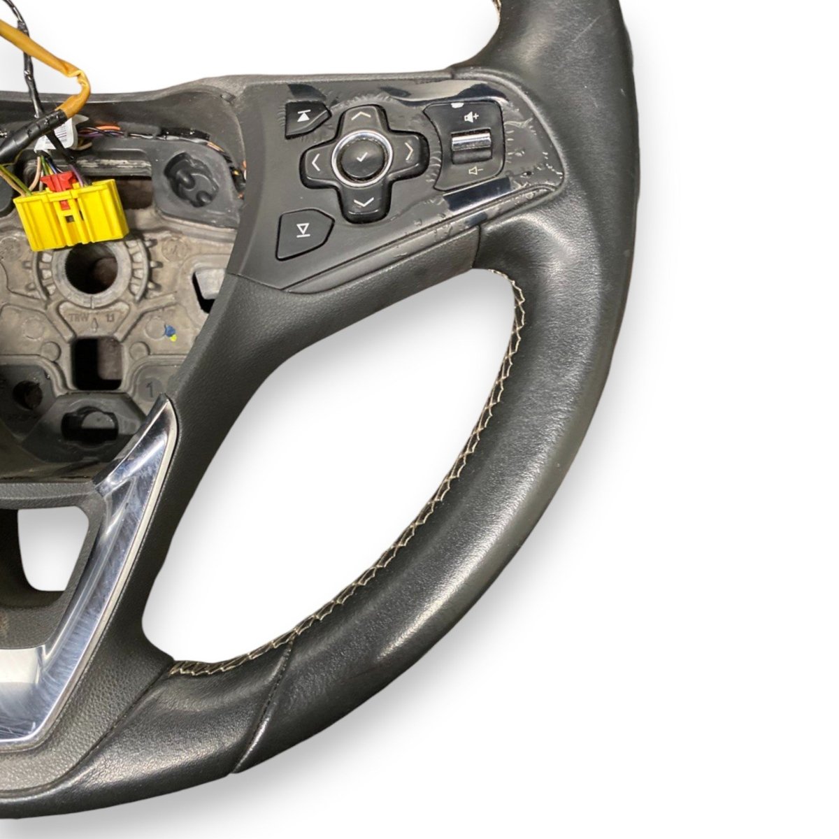 Sterzo / volante opel astra k Cod: 39018002 (2015 - 2021) - F&P CRASH SRLS - Ricambi Usati