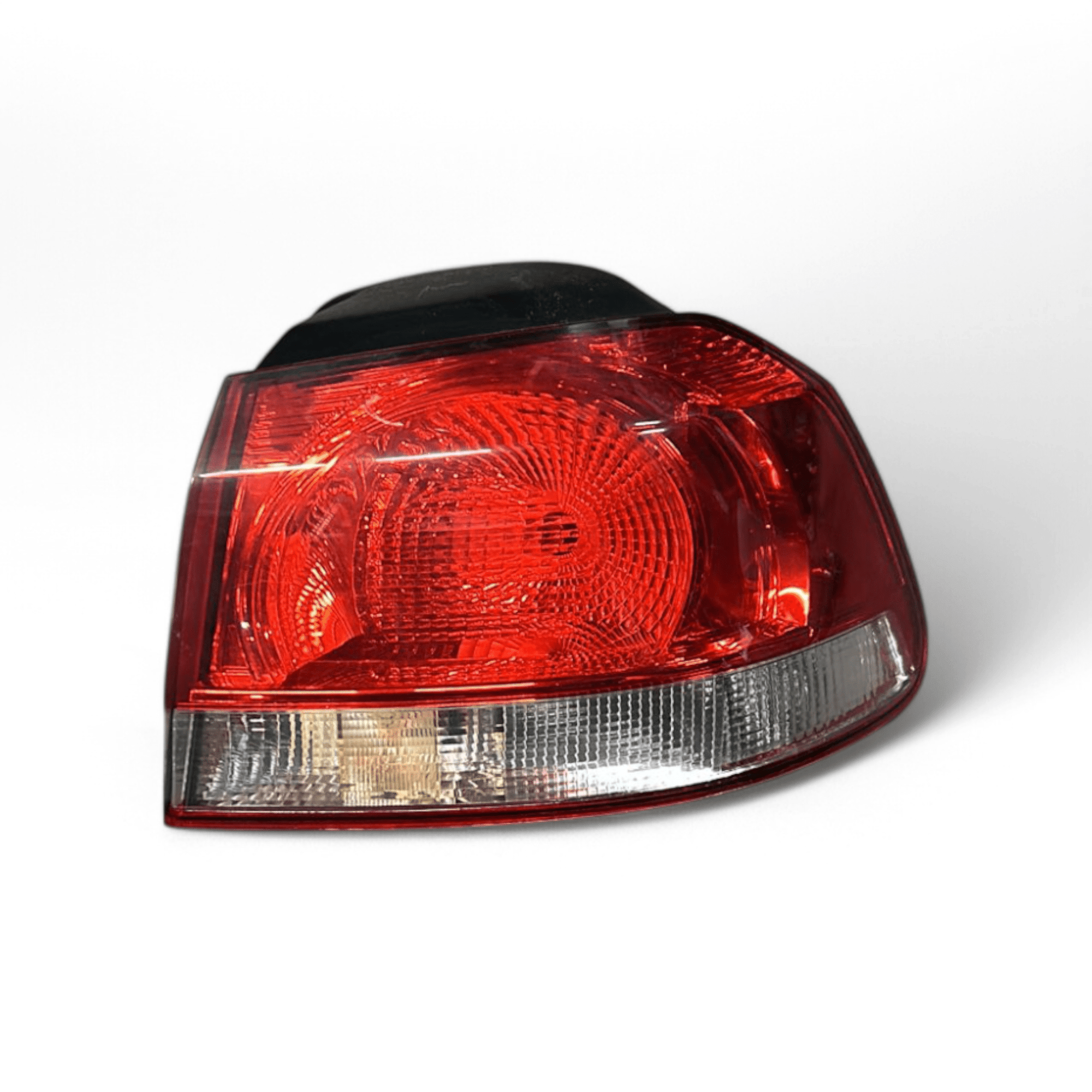 Stop / Fanale Alogeno Destro Volkswagen Golf VI cod:89091067 (2008 > 2021) - F&P CRASH SRLS - Ricambi Usati