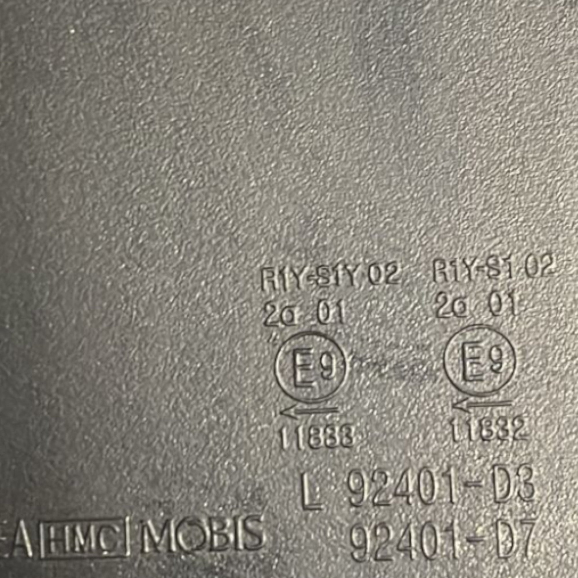 Stop / Fanale Alogeno / Led Destro Hyundai Tucson TL cod:92402 - D3 (2015 >) - F&P CRASH SRLS - Ricambi Usati