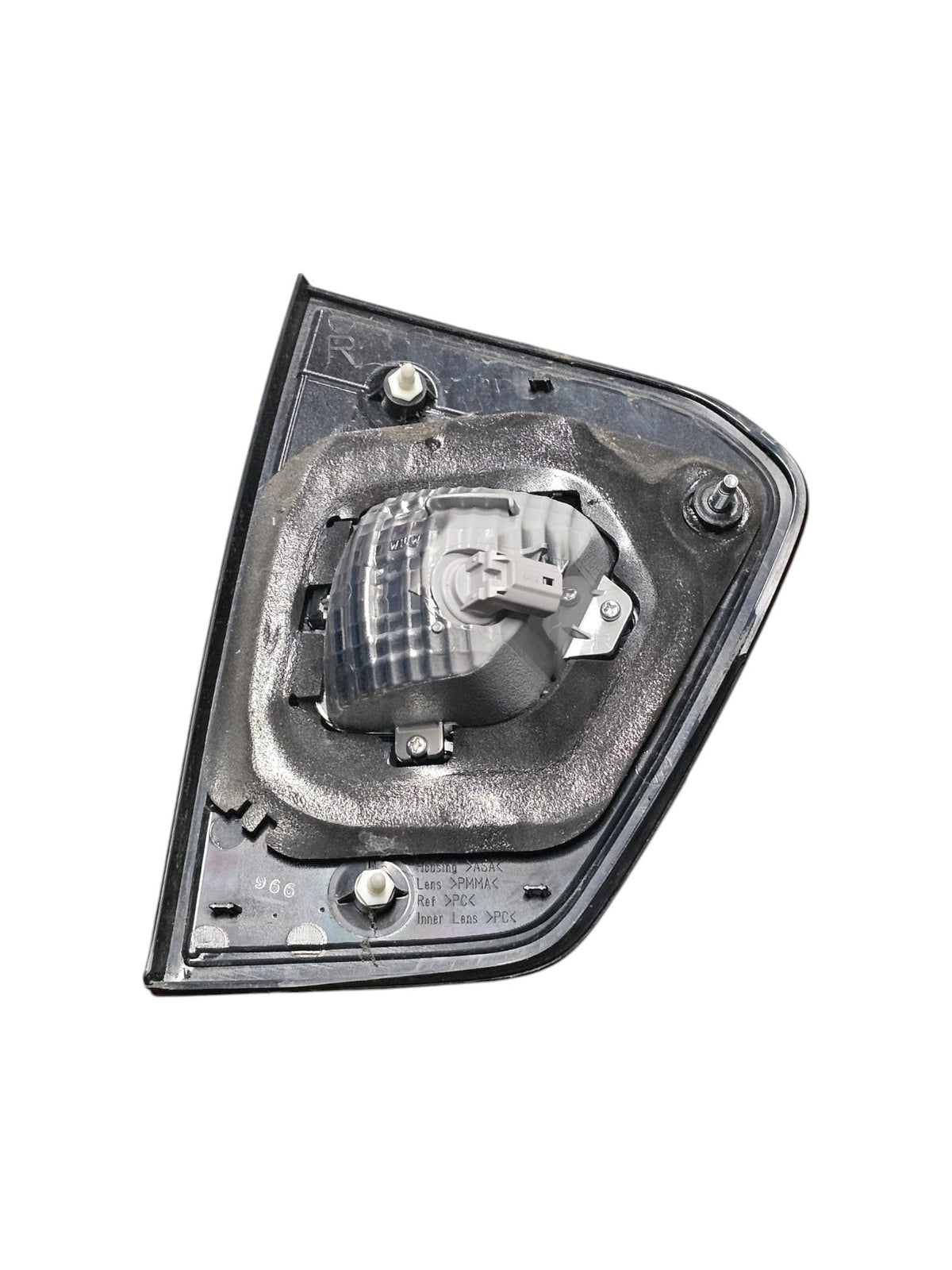 Stop / Fanale Alogeno Posteriore Interno Destro Suzuki Ignis Cod:13259343 (2016 - >) - F&P CRASH SRLS - Ricambi Usati