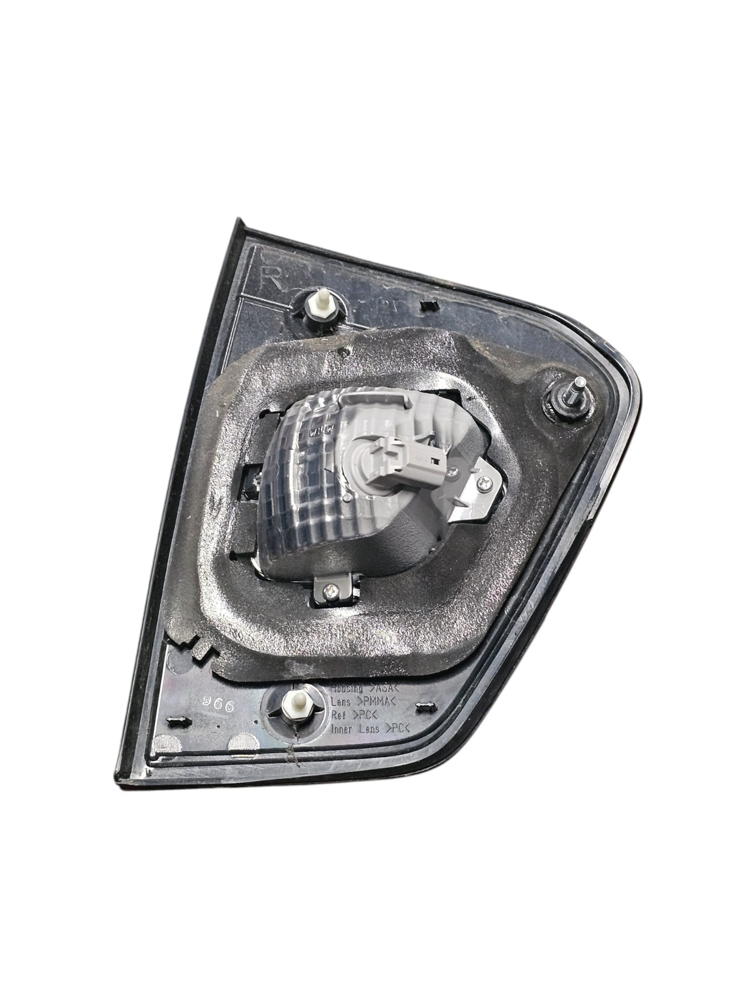 Stop / Fanale Alogeno Posteriore Interno Destro Suzuki Ignis Cod:13259343 (2016 - >) - F&P CRASH SRLS - Ricambi Usati