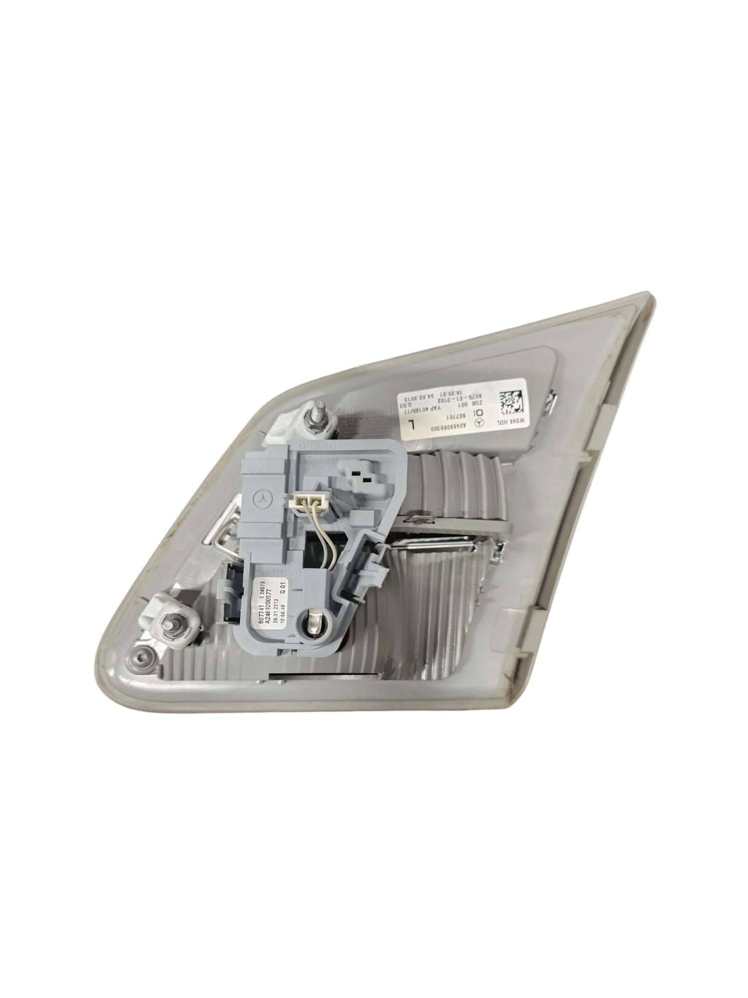 Stop / Halogen Rear Interior Light Left Cod:A2469066300 Mercedes Classe B W246 (2011 - 2018) - F&P CRASH SRLS - Used Parts