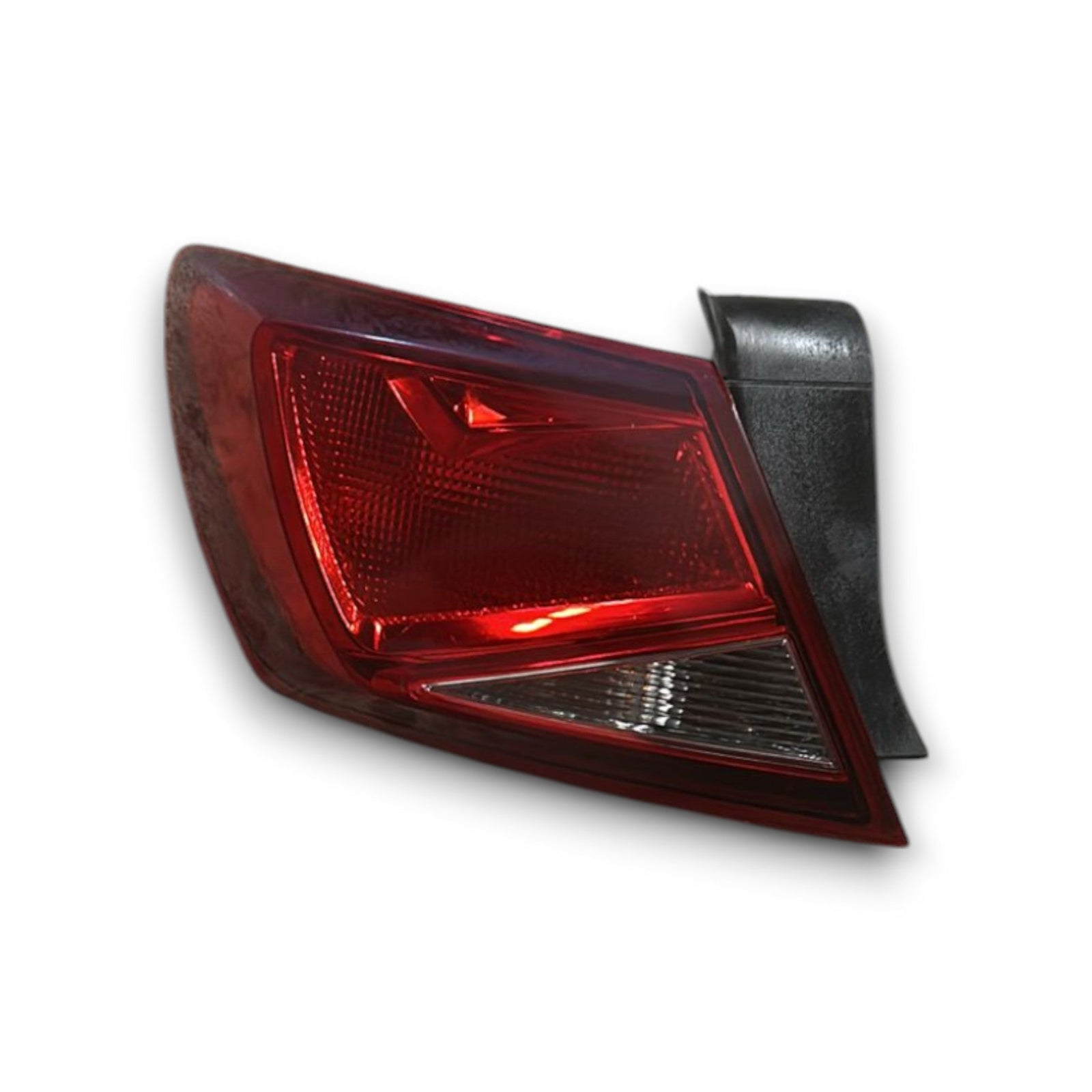 Stop / Left Halogen Rear Light Seat Leon III hatchback code 5f0945095c (2013 > 2019) - F&P CRASH SRLS - Used Parts
