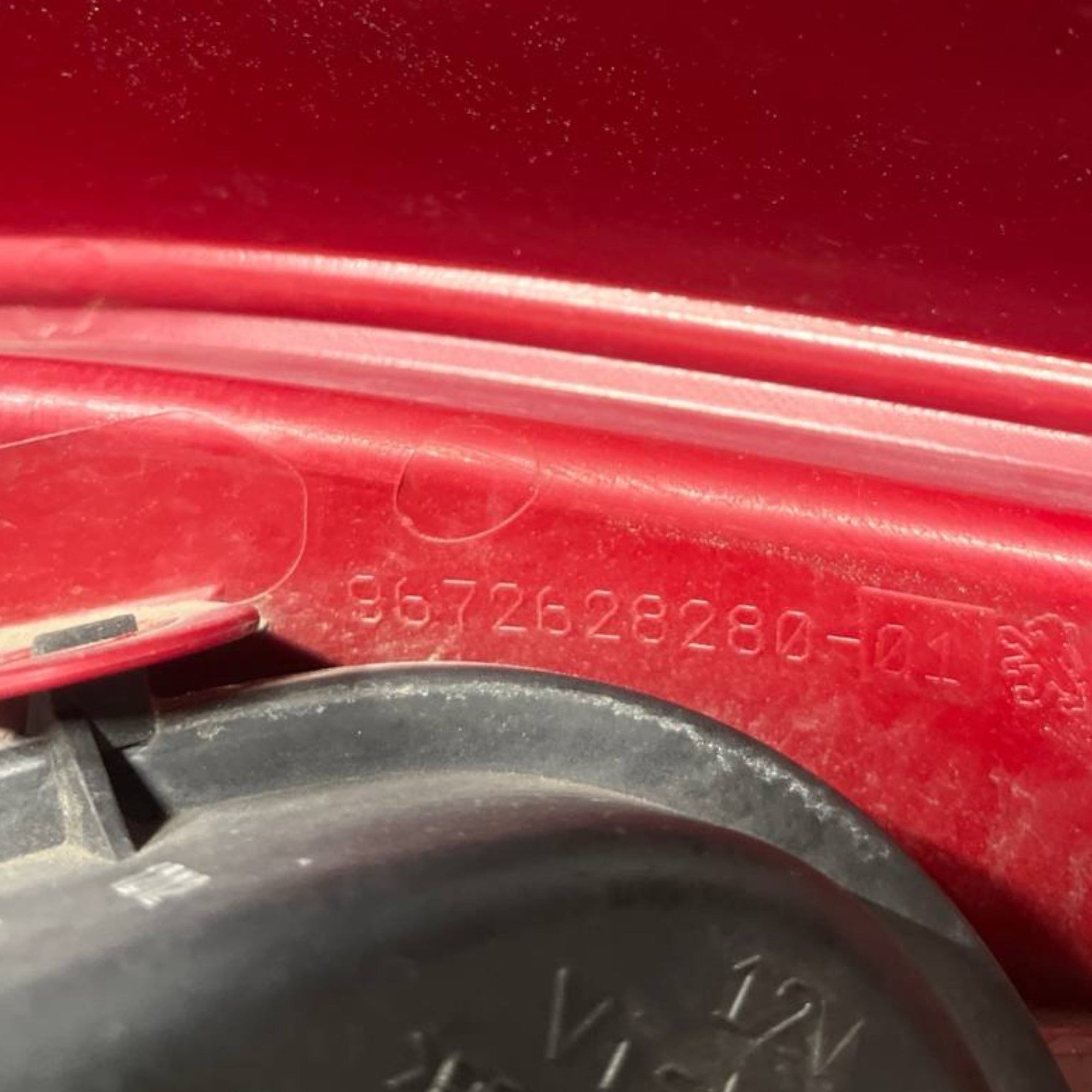 Stop / Fanale Alogeno posteriore sinistro (sx) Peugeot 208 I 5 Porte (2012 al 2015) cod: 9672628280 - 01 - F&P CRASH SRLS - Ricambi Usati