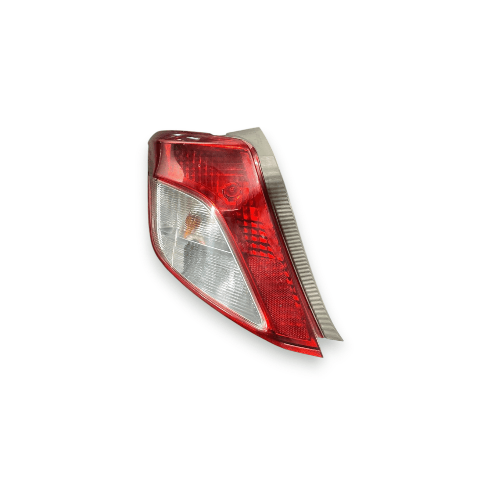 Stop / Halogen rear light left (sx) Toyota Yaris III (2011 to 2013) code: 815610D540 - F&P CRASH SRLS - Used Parts